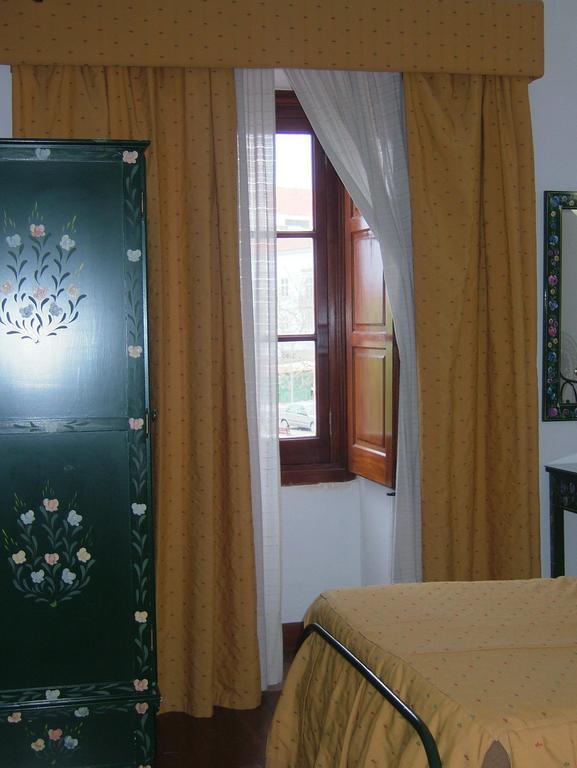 Alentejano Low Cost Hotel Estremoz Room photo